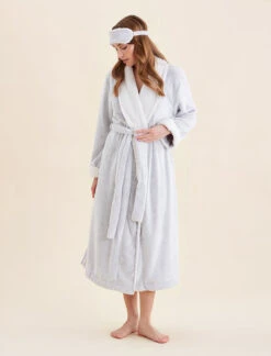 Plush Sherpa Robe & Sleep Mask -Claudia Sale Shop 20240 6 PlushSherpaRobe SleepMask Grey 0002 b1b2f1d7 d2cc 4ab9 a1f1 45c11b140e4d