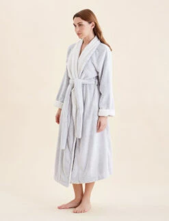 Plush Sherpa Robe & Sleep Mask -Claudia Sale Shop 20240 6 PlushSherpaRobe SleepMask Grey 0003 b956c091 9bc2 4b42 9ef6 560e227d4aa2