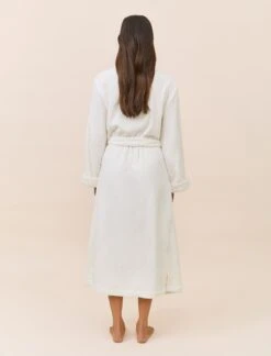 Sherpa Soft Robe With Eye Mask -Claudia Sale Shop 20240 73 PlushSherpaRobe SleepMask Ecru 005