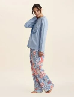 Karen Walker Dreamers Unite Long Sleeve Tee -Claudia Sale Shop 23834 125 KarenWalkerDreamersUniteLSTee CeruleanBlue 002