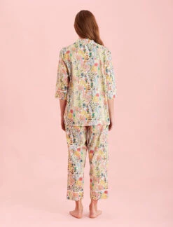 Tresco Crop Sleeve Shirt 15 Tresco Crop Sleeve Shirt -Claudia Sale Shop 24316 1534 TrescoCropSleeveShirt Ecru 0005 bec30ef6 967a 44bb 9c01 67492681f96e