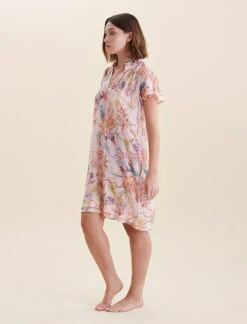 Bailey Flutter Sleeve Nightgown -Claudia Sale Shop 25002 1563 BaileyFlutterSleeveNightie StrawberryCream 0004