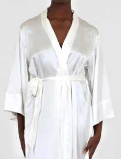 Selena Silk Maxi Robe -Claudia Sale Shop Selena Silk Ivory Robe Close 001 Papinelle Web